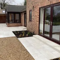 Gea Porcelain 40mm Downstand Step