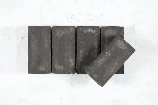 4 Durham Clay Pavers, with 5th brick set at angle on top, showing variation in colour shading. Free next-day delivery available.