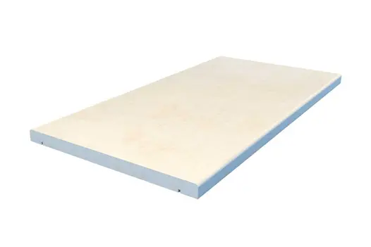 Straight coping in Mint Porcelain with refined pencil round edge. Complements porcelain paving in the same tone.