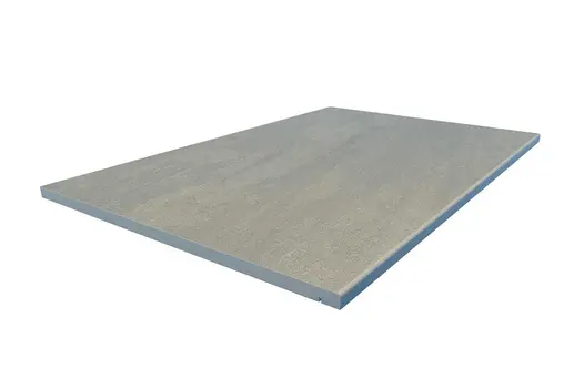 Single 900x450mm Raj Green porcelain step tread, with 5mm pencil round profile and drip line, with 10-year home-owner’s guarantee.