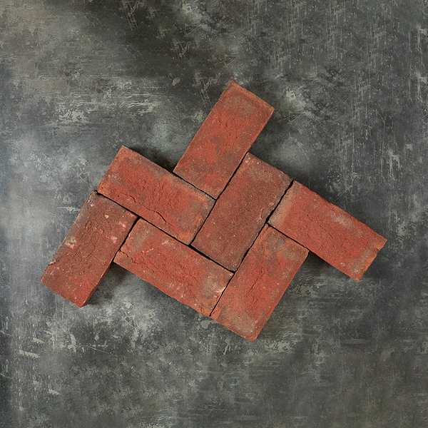 Old English Clay Pavers swatch image